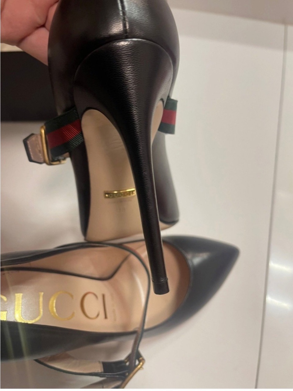 Gucci Black Leather Pointed-Toe High Heels with Signature Web Strap - Picture 5 of 12